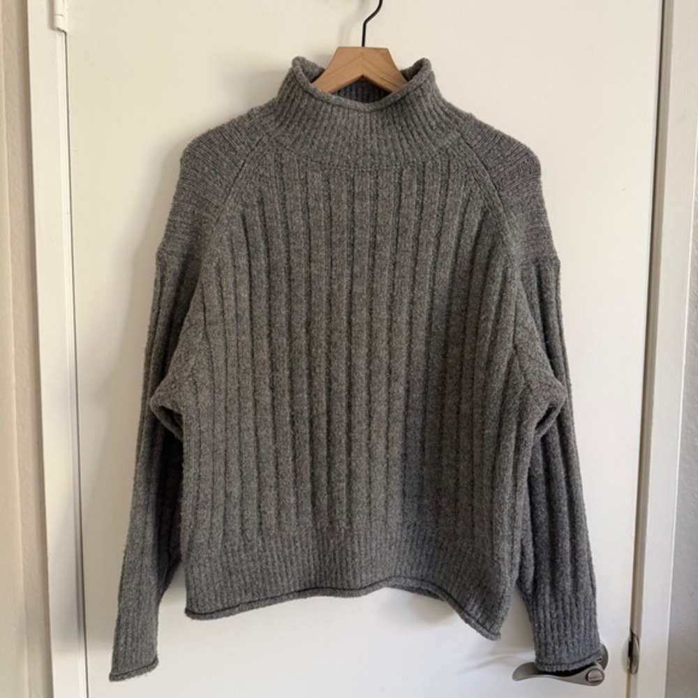 a.n.a Gray Ribbed Mock Neck Pullover Sweater Fisherman Granolagirl Minimalist